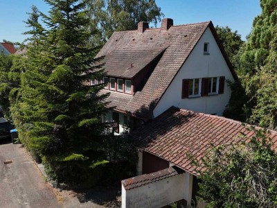 ZWEIFAMILIENHAUS MIT 
EINLIEGERWOHNUNG IN EINER 
TOPLAGE VON SCHWÄBISCH HALL