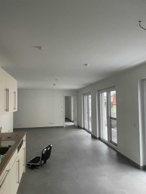 Altersgerechte 3-Zimmer-Wohnung mit gehobener Innenausstattung mit Einbauküche in Au am Rhein
