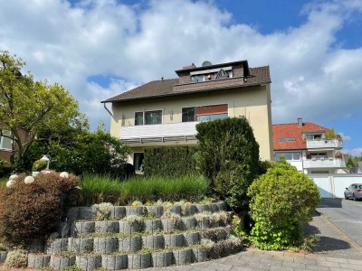 Attraktive und gepflegte 4-Zimmer-Wohnung mit Balkon in Siegburg