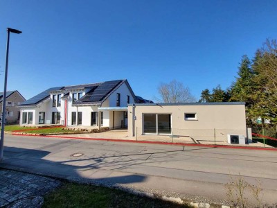 Variables Wohnen in 2 Häusern! Beste Energieeffizienz, bezugsfertig prov.frei inkl. KFW-Darlehen