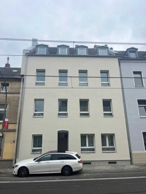 Exklusives 16-Zimmer Haus in Köln-Mülheim, Erstbezug 2026