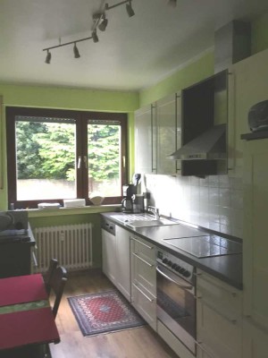 *** Schöne 2 Zimmer Wohnung, Balkon, Badezimmer mit Wanne u.v. mehr ***