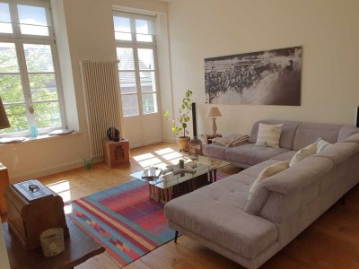 Moderne Luxus-Altbau-Wohnung im Herzen von Kempen - inkl. 2 Garagen