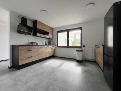 zuverlässige Investition - Teilsaniertes 4-Parteienhaus in der Innenstadt von Schwandorf