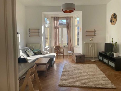 Wunderschöne möblierte Altbauwohnung in top Lage