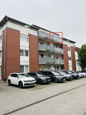 Renovierte 2-Zimmer-DG-Wohnung mit 2 Balkonen | sofort bezugsfrei