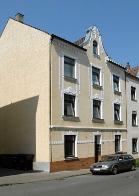 Bochum - Nähe Bergmannsheil: Helle 2 Raum Wohnung mit Terrasse