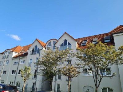 Dachgeschoss Wohnung mit großem Balkon