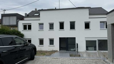 *Erstbezug* grosse Wohnung / Büro mit Wohnung