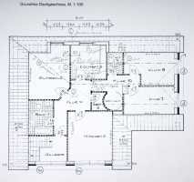 Ansprechende und gepflegte 4-Zimmer-Dachgeschosswohnung mit geh. Innenausstattung mit Balkon in Elze