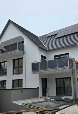 Geschmackvolle 4,5-Raum-Erdgeschoss-Wohnung mit geh. Innenausstattung mit Terrasse und EBK