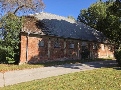 Ehemaliges Kutscherhaus - Pferdestall wartet auf neue Ideen