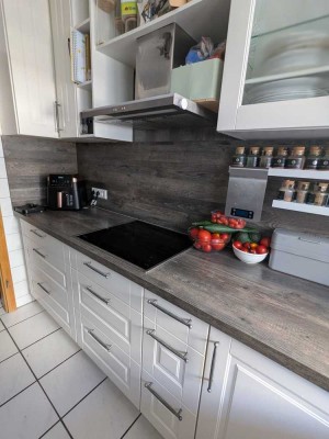 Geschmackvolle 3-Raum-Wohnung in 73265, Dettingen Unter Teck