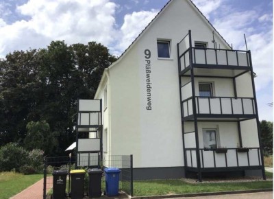 Schnuckelige 2-Zimmer-Wohnung mit Balkon im Erdgeschoss!