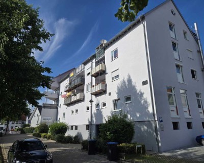 Helle 3-Zimmer-Wohnung im Dachgeschoss – zentral & ruhig