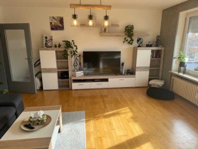 **Attraktive 3-Zimmer Wohnung mit Balkon in Königsbrunn**