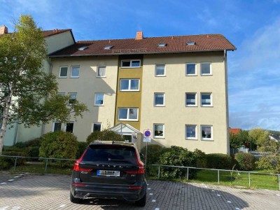 Helle  2-Zimmer-Wohnung im DG, mit Balkon und Tageslichtbad