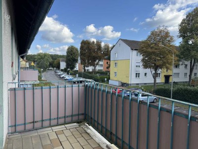 Gemütliche Zweizimmerwohnung mit Balkon und Einbauküche