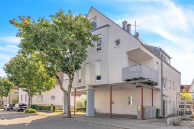 Charmante 2-Zimmer-Wohnung mit sonnigem Balkon, überdachter Stellplatz und viel Charme