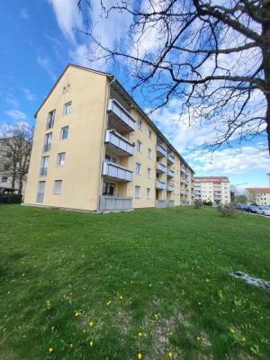 Landsberg - Am Römerhang: Sanierte 3-Zimmer-Wohnung mit Balkon