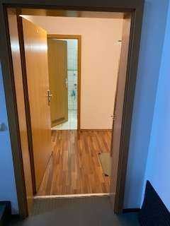 Geschmackvolle 2-Raum-Wohnung mit Balkon und Einbauküche in Göppingen