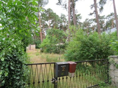 Massivhaus und 1.533 m² Baugrundstück in Bad Saarow am Waldrand