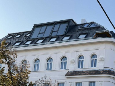 2-Zimmer-Dachgeschosswohnung (Massivbauweise) in generalsaniertem Altbau mit Loggia