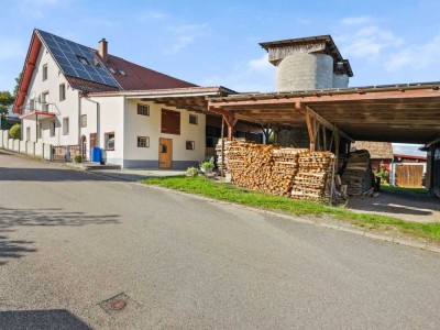 Wohnhaus mit zusätzlichen Wirtschaftsflächen auf großem Grundstück in Osterberg