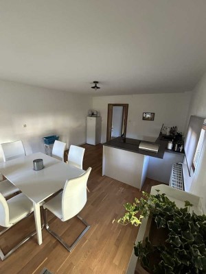 Helle 2-Zimmer Wohnung im 1. OG in Kreuth