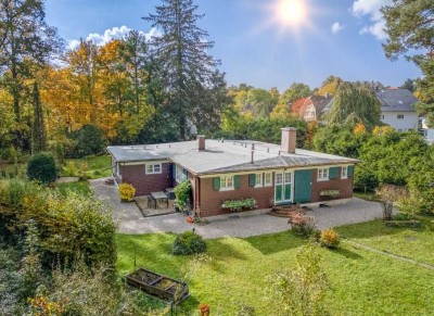 RIEMERSCHMID ATELIER MIT NEUBAU-OPTION FÜR WEITERE MODERNE VILLA