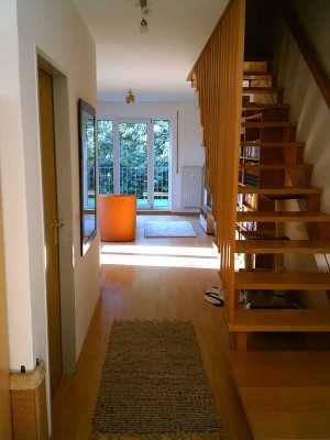 Etwas Besonderes! Sonnige Maisonette - 3 ZKB, Balkon, schöne Waldrandlage