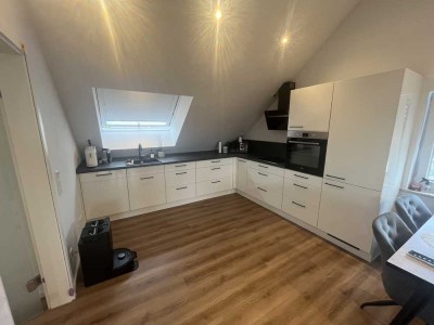 Charmante 3-Zimmer-Dachgeschosswohnung in Ingolstadt-Gerolfing ab 01.12.25(ggf.früher)