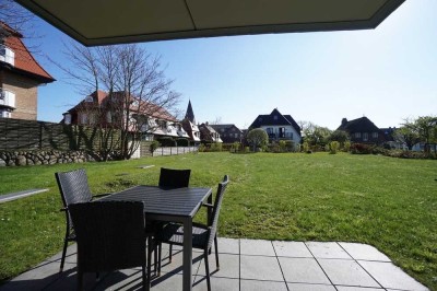 Lichtdurchflutete, traumhafte Gartenwohnung in hervorragender Strand- und Stadt-Lage von Westerland