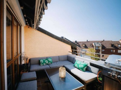 Helle und geräumige Galeriewohnung mit Küche & Tiefgaragenstellplatz