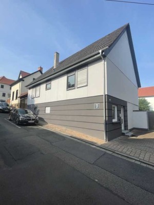 ImmobilienPunkt***EINFAMILIENHAUS IM HISTORISCHEN ORTSKERN VON BODENHEIM
