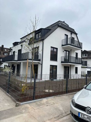 Exklusive DG Wohnung Neubau Erstbezug+neue Küche in Waldtrudering