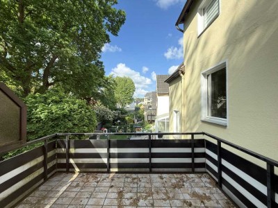 Vom Rohdiamanten zum Wohntraum   
ca. 107 m² 
Erstbezug nach Sanierung mit
Balkon und 2 Stellplät