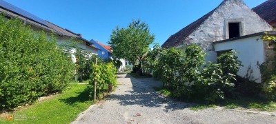 Altburgenländischer Streckhof und Lagerräume