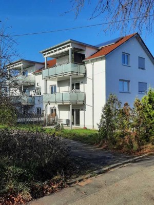 top gepflegte Eigentumswohnung, tolle Aussicht, 2 Balkone, Garage, Aufzug in Dietenheim  OT