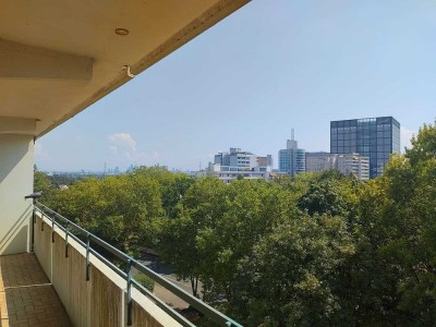 4 Zimmer Wohnung in Eschborn mit Fernblick