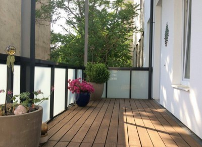 Kernsaniertes Schmuckstück - Top Altbau mit sonnigem Balkon - U3 Nähe