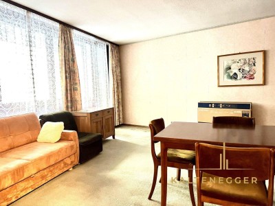 Attraktive 4-Zimmer-Wohnung mit Loggia - Familienfreundlich &amp; WG-geeignet
