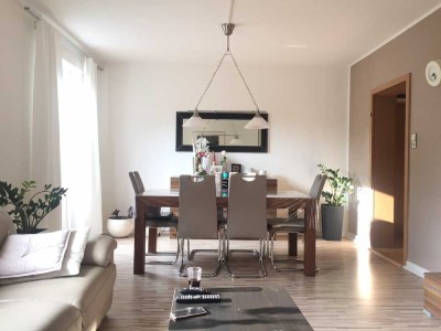 KL-Ost von privat 3 ZKB, 2 Loggien, 1 Stellplatz
