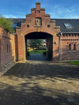 Wohnen im Grünen - ETW - Auf einem modernisierten historischen 4 Seiten-Gutshof