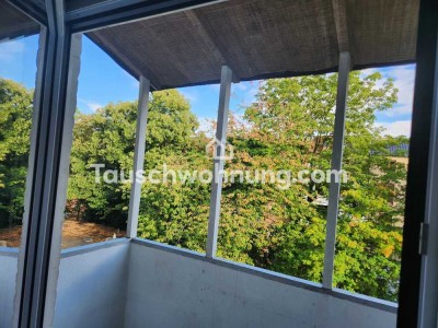 Tauschwohnung: 2 Zimmer Altbau mit Balkon gegen kleinere Wohnung
