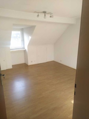 Schöne 2-Zimmer-Wohnung in Aachen mit Balkon