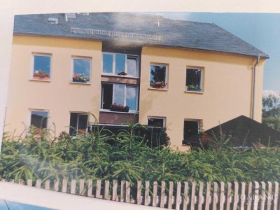 Dreifamilienhaus mit Potenzial..., Nebengebäde -/ Werkstatt in Weischlitz !