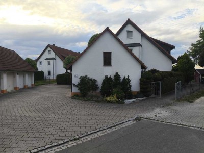 Helle 4-Zimmerwohnung in ruhiger Lage