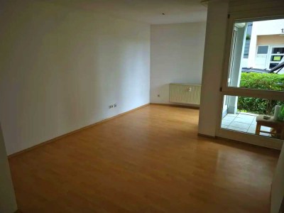 Wohnen mit Gartenidylle: Charmante 2-Zimmer-Erdgeschosswohnung mit Terrasse in Künzelsau
