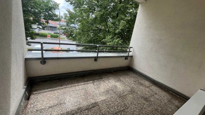 großzügige 3-Zi.-Whg. mit großem Balkon und Lift